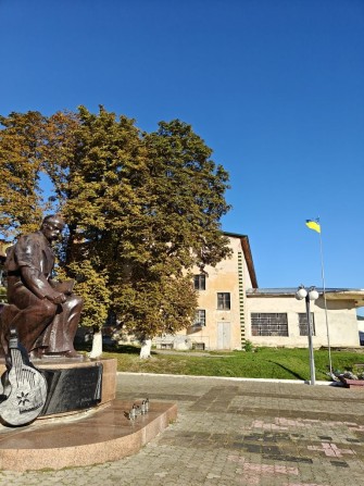 Продаж приміщення в центрі міста! - фото 1