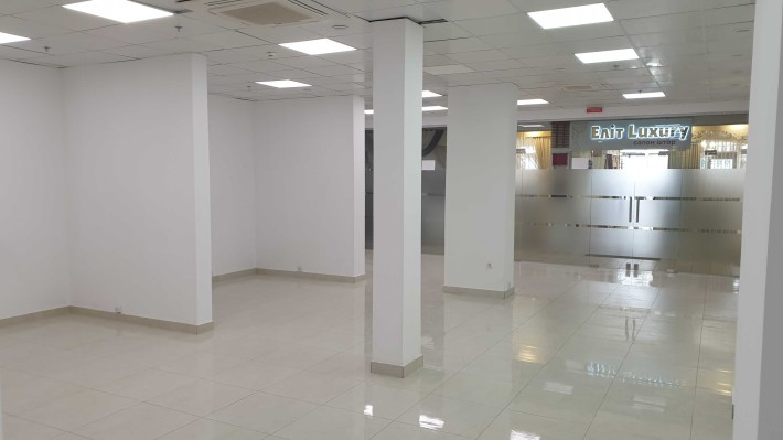 Продам Комерційну нерухомість вул. Шептицького, центр - фото 1