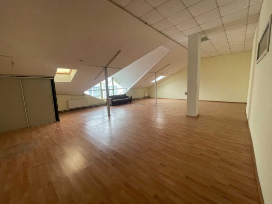 Продаж приміщення під офіс в БЦ Човен Черкаси