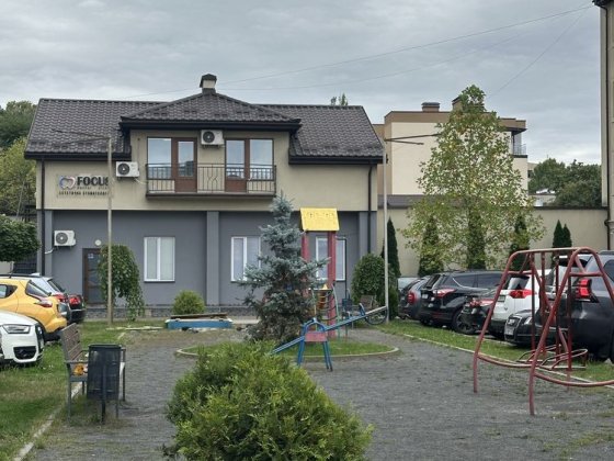 Продаж комерційного приміщення біля ринку Білочка Ужгород