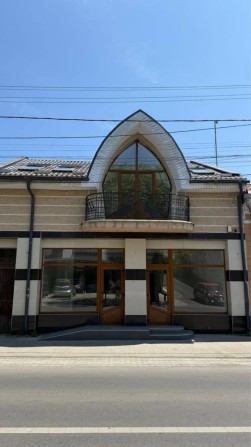 Продаж комерційного приміщення у центрі/комерція/оренда 1000€ - фото 1