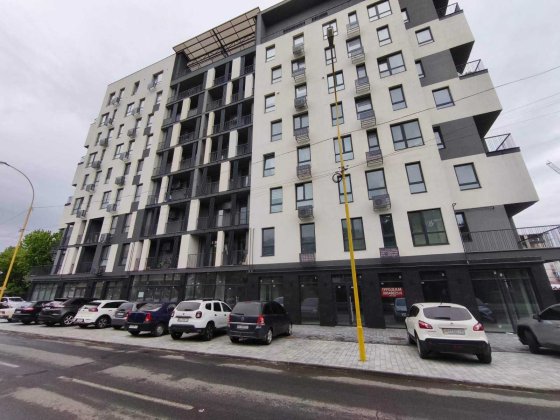 Продається комерційна нерухомість, вул. Сечені Код: 20101 Ужгород