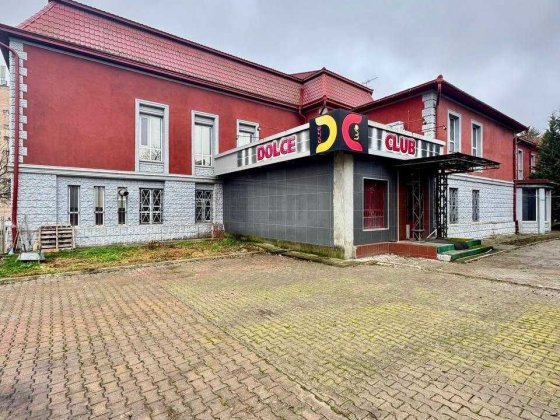 Продаж нежитлової будівлі в м. Чернівці, вул. Руська, 244А, центр Чернівці