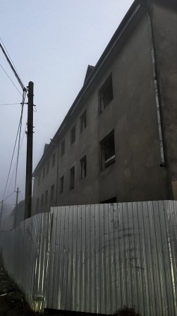 Продаж 3-поверхової будівлі під комерційну діяльність - фото 1