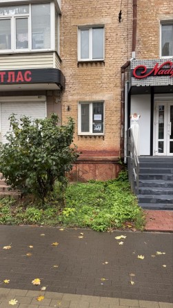 Продается Коммерческое Фасадное Помещение - фото 1