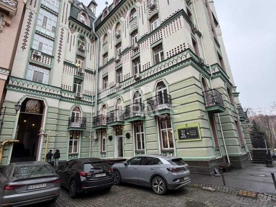 Окрема будівля Кожум'яцька Поділ Велика Житомирська Воздвиженка Центр Київ