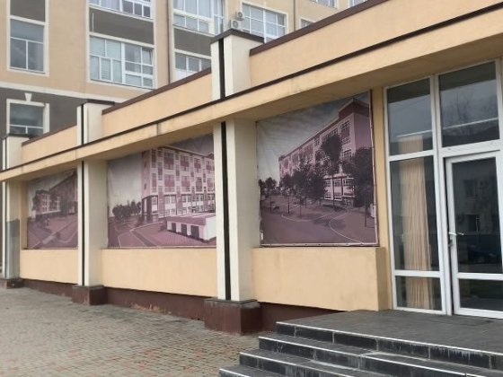 Продається фасадне комерційне приміщення по вулиці Прутській, в оренді Чернівці