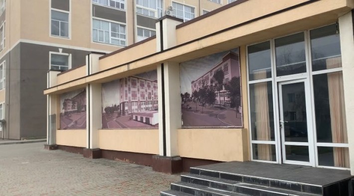 Продається фасадне комерційне приміщення по вулиці Прутській, в оренді - фото 1