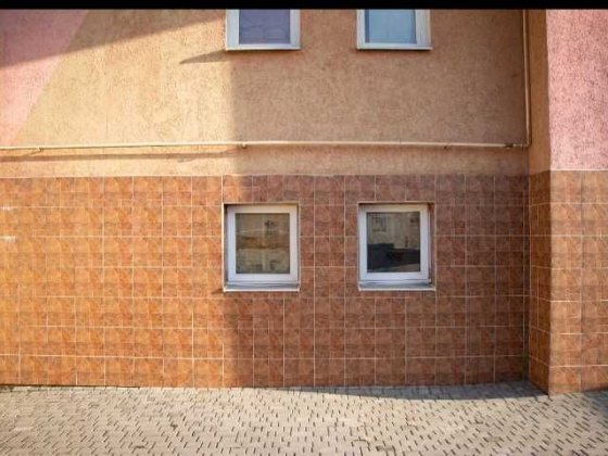 Продам приміщення 40м2 ,напівцоколь в.канівська Чернівці