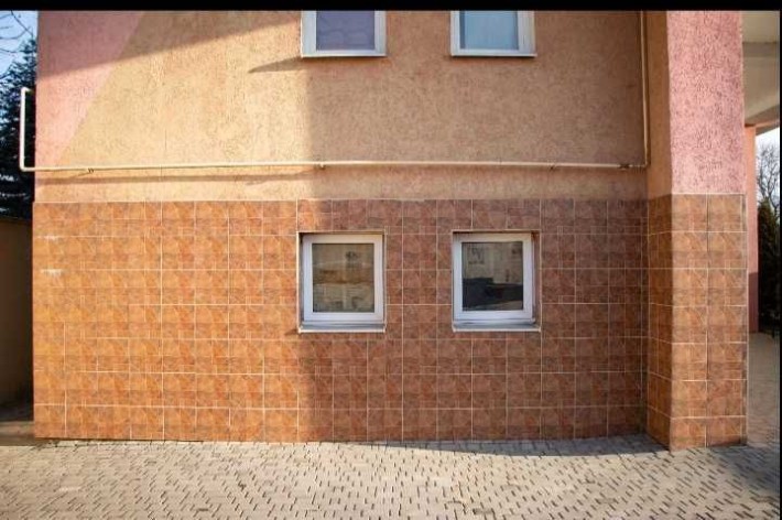 Продам приміщення 40м2 ,напівцоколь в.канівська - фото 1