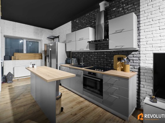 БЕЗ% комерційне приміщення 22м2 цоколь ЖК Казка, Лебедєва, 1 Киев