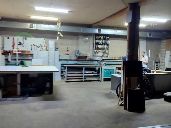 Продам виробничо - складське приміщення в районі КСК вул. Щорса Чернігів