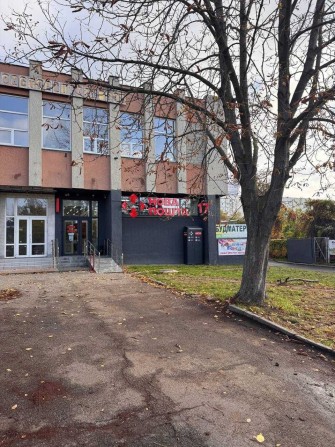 Продається комерційне приміщення в центрі міста - фото 1