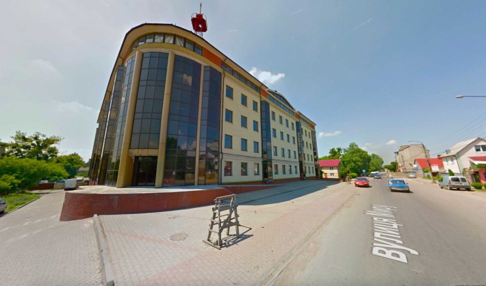 Продаж будівлі 6930м2, вул. Миру. Під Торговий центр/клініку/офіс.. - фото 1