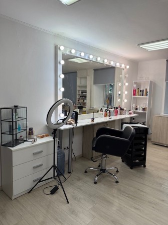 Готовий салон краси в самому серці Києва 7 хв до метро “Золоті Ворота” - фото 1