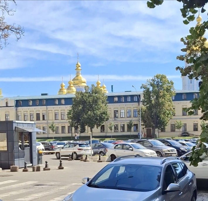 Комерційне приміщення з функціонуючим бізнесом поруч з МЗС України!!! - фото 1