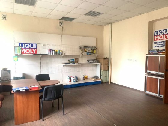 Продаж комерційного приміщення вільного призначення (торгівля,магазин) Черкассы