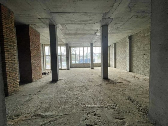 Продаж комерційного приміщення вільного призначення Черкаси