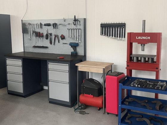 Переуступка оренди діючої СТО 470 м² | Власне обладнання Київ