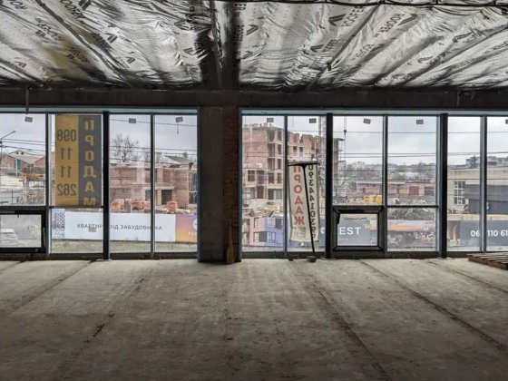 Продам Комерційне Фасадне приміщення!Перша лінія! Винница