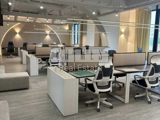 Продаж офісу з орендарем, 178м ЖК Ярославів Град /Шевченківський район Київ