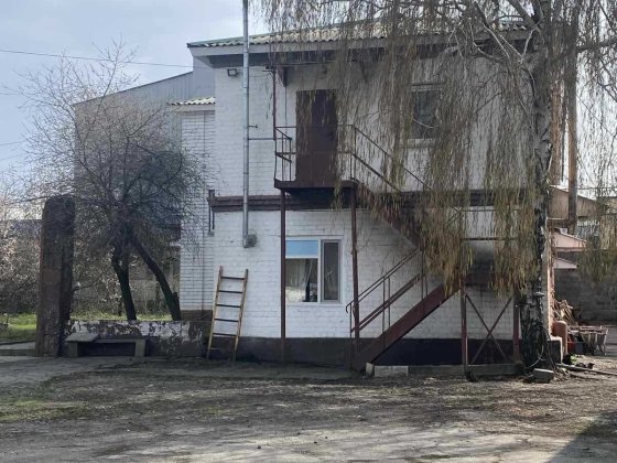 Продаж промислової бази