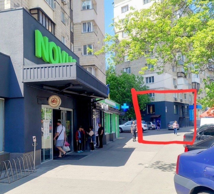 Угловой фасад! Поток людей! Отличная инвестиция! - фото 1