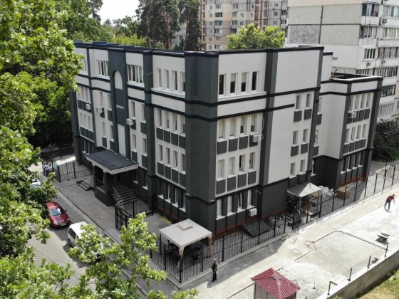 Продаж окремої будівлі Киев