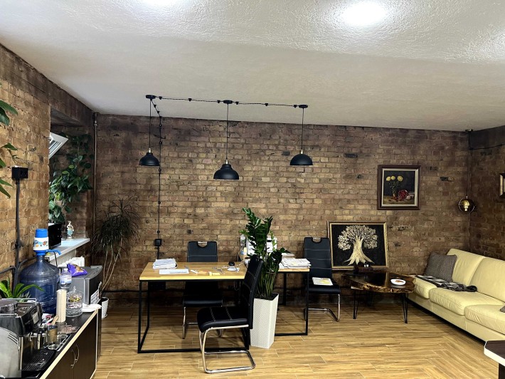 Окремий фасадний вхід. 45 м2. Фасад район Лук'яновки Шевченківський - фото 1