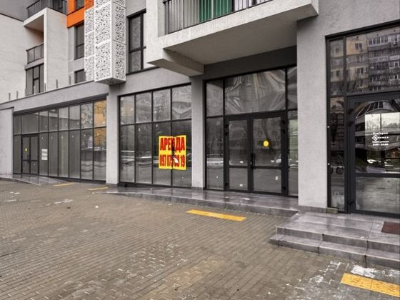 Магазин 100м.кв. Победа 6