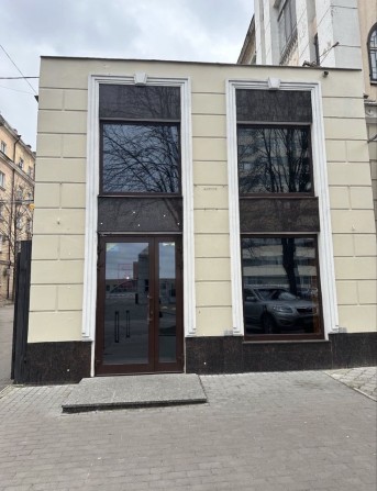 Фасадное помещение в центре Вернандского - фото 1