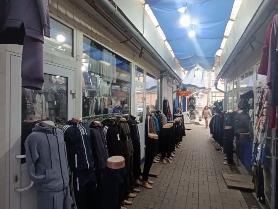 Продам магазини на ринку Урожай Винница