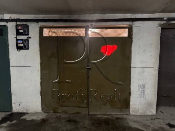 Продаж капітального ГАРАЖу, плаща 21,1м Позняки Осокорки Київ