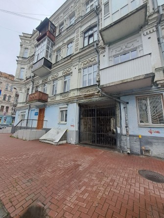 Продам комерційне приміщення 141 м2 Контрактова площа - фото 1