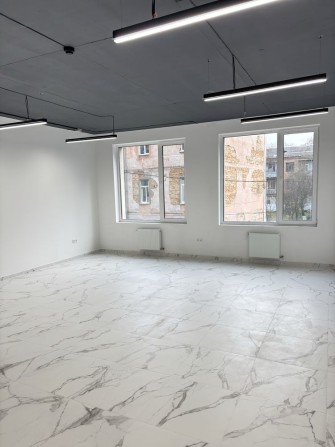 ТЦ Бізнес Сіті Комерція - фото 1