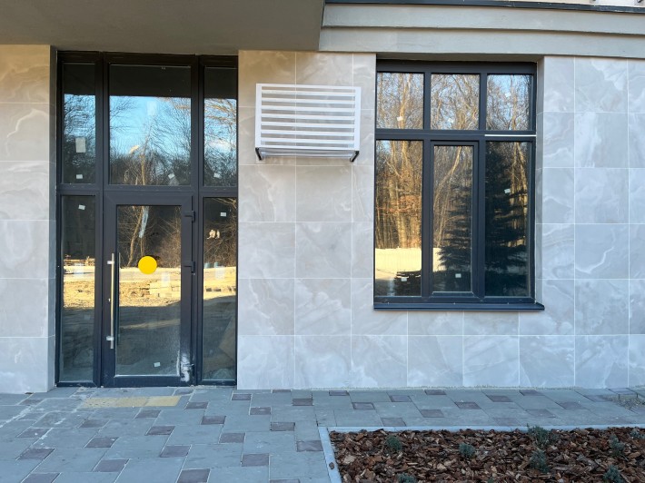 Комерційне приміщення ЖК Теремки - фото 1