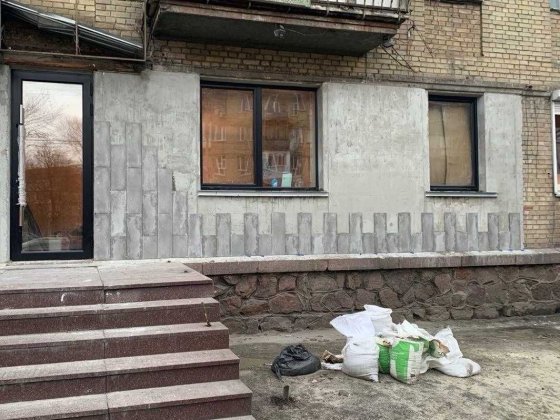 Фасад, 1 пов, окремий вхід, 41,1 м2, Київ, просп. Миру, 2/3 Киев