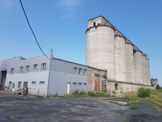 Силосний склад, Вінниця, вул. Янгеля, 4
300 м від "Епіцентру" Винница