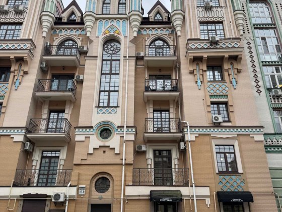 Продаж офісу 120 м2 Поділ, Воздвиженка, вулиця Кожум'яцька Київ