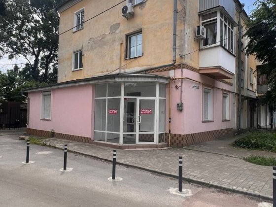 Продаж фасадного комерційного приміщення в центрі міста біля ринку. Житомир