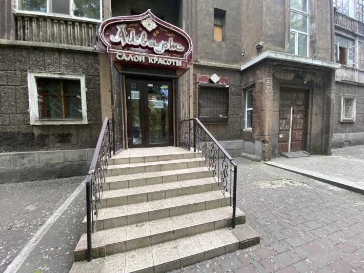 Продаж приміщення в центрі міста по вул. Рекордній - 51,3 кв.м. - фото 1