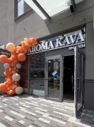 Продаж приміщення  54 кв.м з орендарем в ЖК Варшавський - фото 1