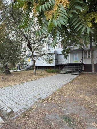 Продам приміщення, салон, офіс зі своїм входом, проспект, Лівий берег. - фото 1