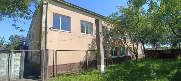 Комерція продаж рухоме та нерухоме майно - фото 1