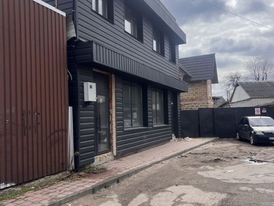 Продаж комерційного приміщення на житньому ринку Житомир