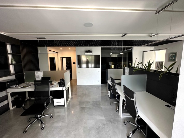 Сучасний офіс 81 кв.м. центр Житомир - фото 1