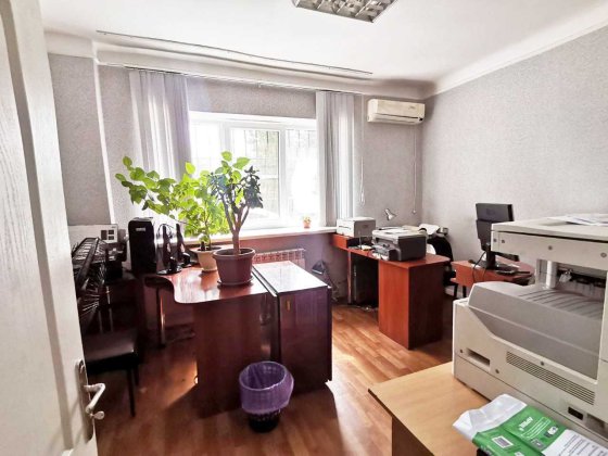 Продаж офиса по вул. Незалежної України