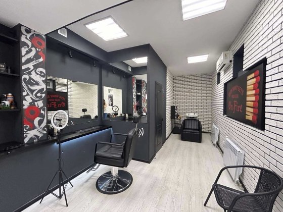 Продаж приміщення готовий салон Троєщина вул Лифаря, Закревского 57 Київ