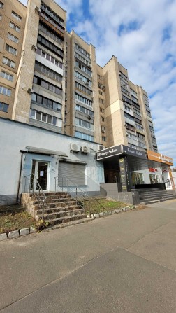 Приміщення 189 кв.м. вул. Деревлянська (Якіра) 2-6. Фасад. - фото 1