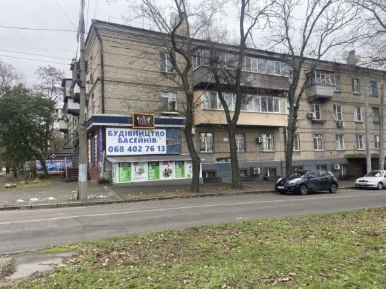Продам нежитлове приміщення бул. Шевченка